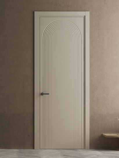 Высокие двери